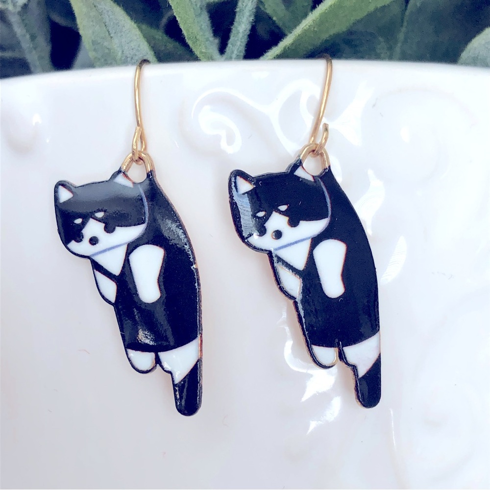 New Kitten Tuxedo Cat Dangle Drop Earrings Cute Fun Pet Cartoon Anime Kitty Gift
